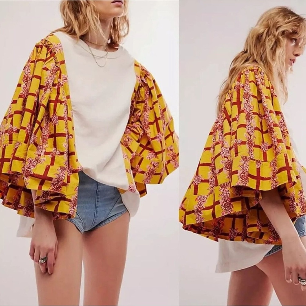 NWOT Free People folklore top